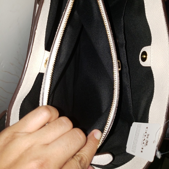 SOLD💕NWT Coach - Picture 4 of 7